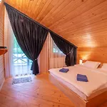 Zarina Villa