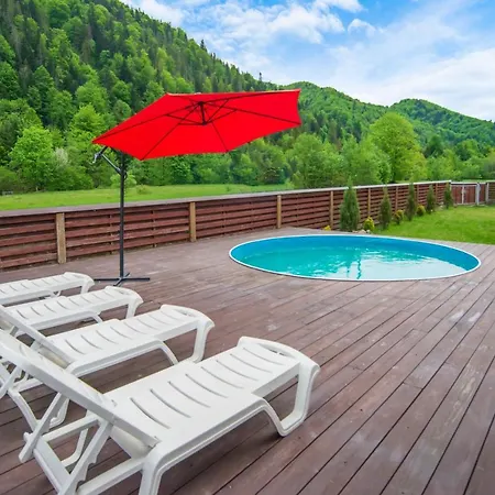 Zarina Villa *