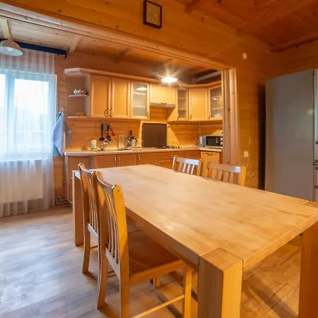 Zarina Villa
